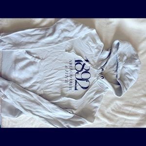 Women’s 1892 Abercrombie and Fitch sweatshirt